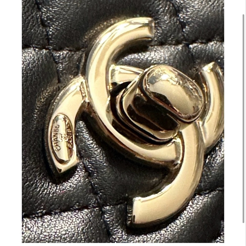 Chanel Black Trendy Quilted Leather Bag - Picture 5 of 9